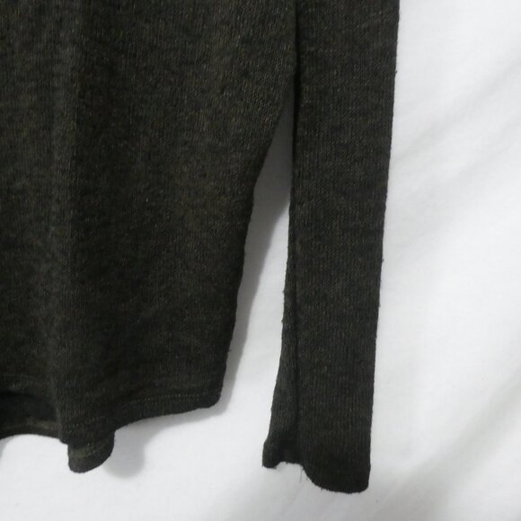 JOLIE USA | 24 pit to pit measured | Lightweight Olive Green V-Neck Sweater - Picture 8 of 14